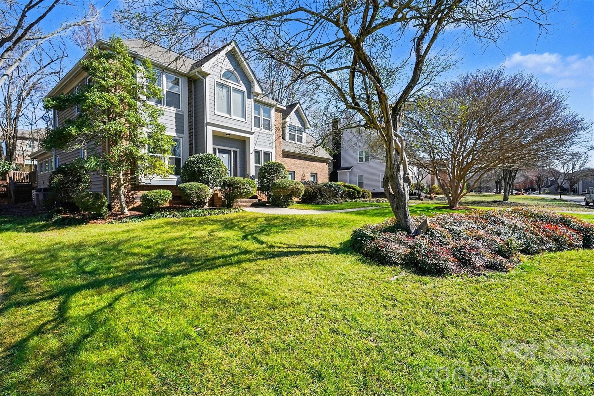 Wing Pointe - Residential