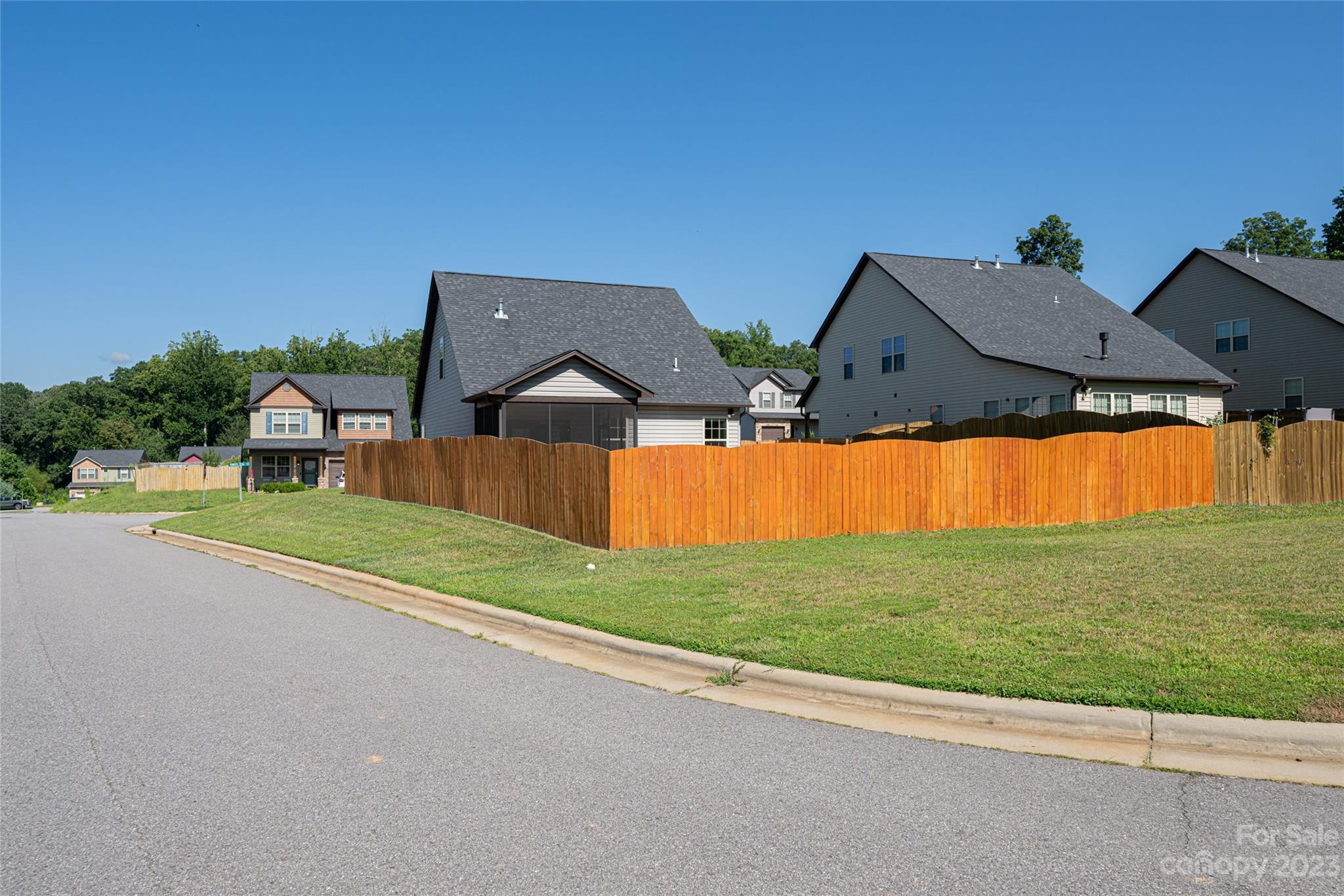 Mallard Run - Residential