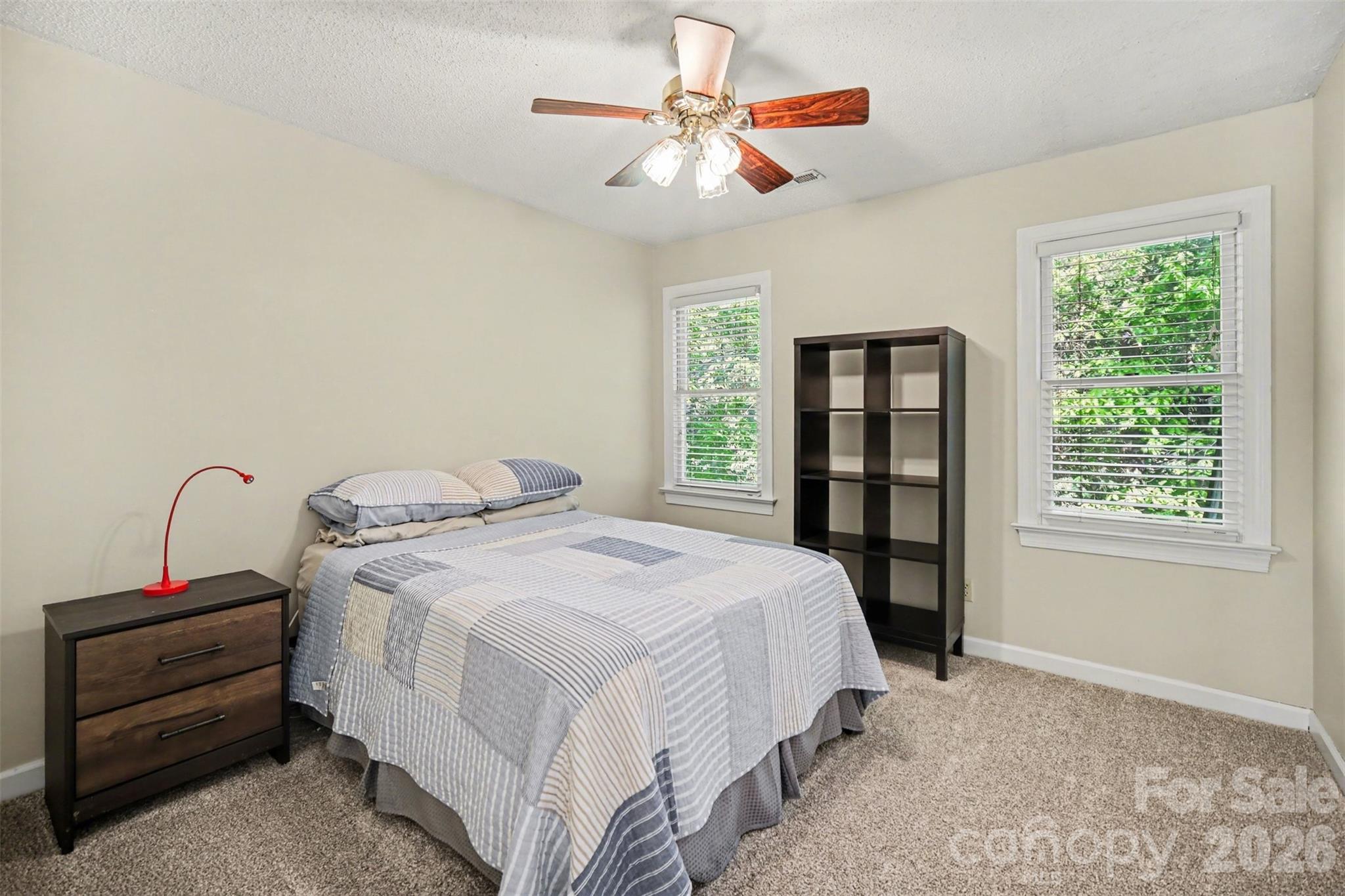 Davis Lake - Residential