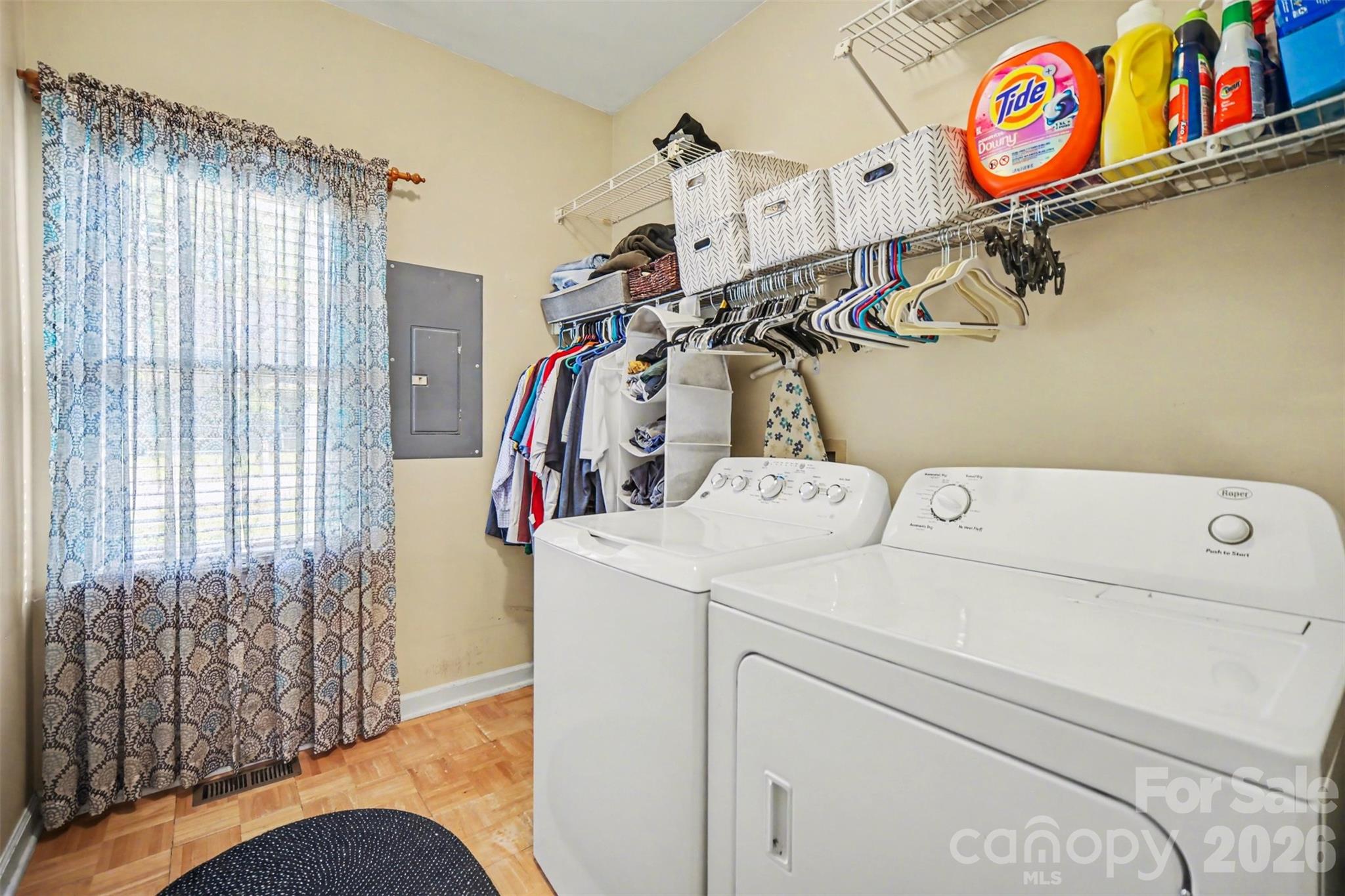 Davis Lake - Residential