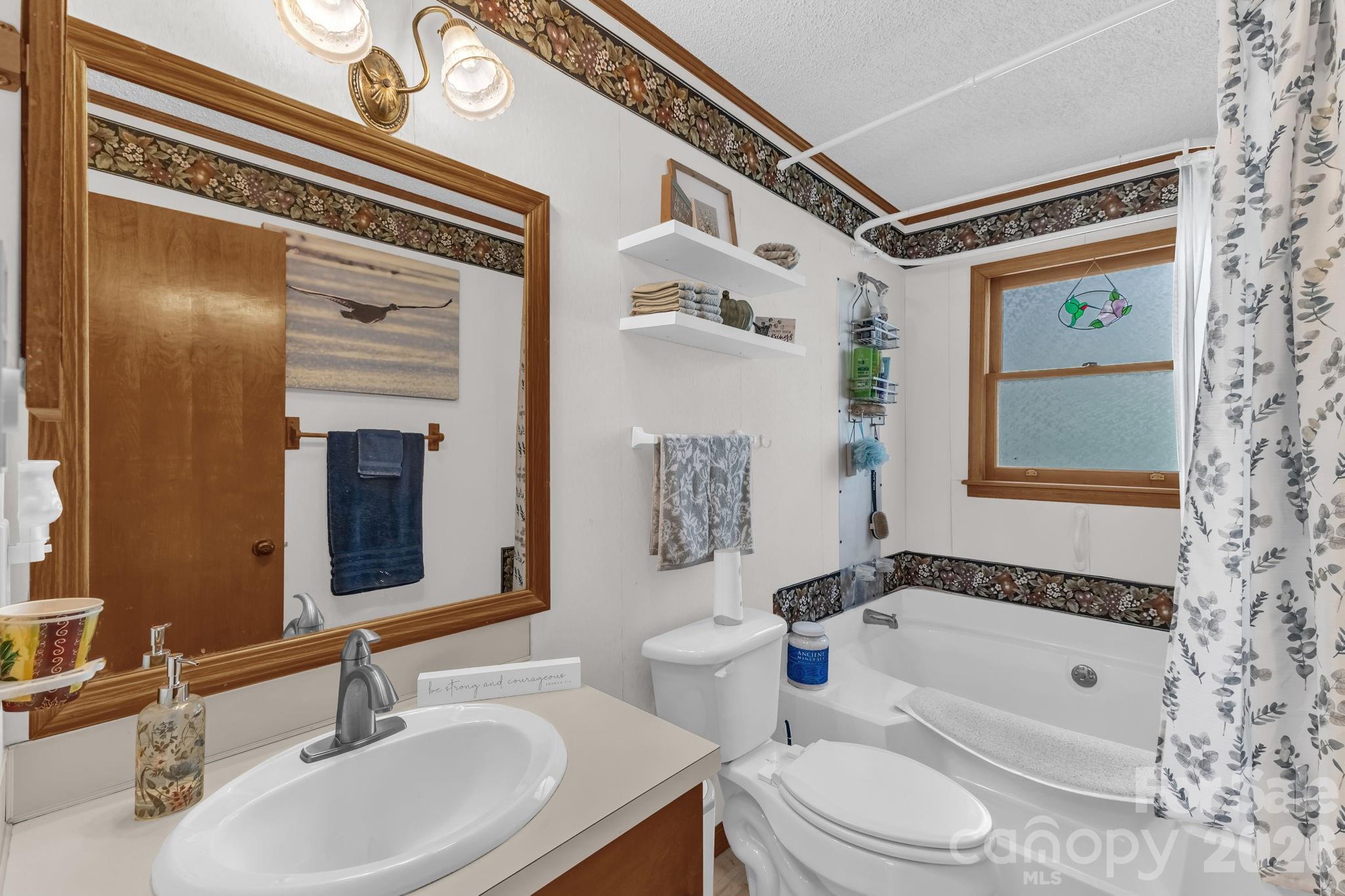 Linville Land Harbor - Residential