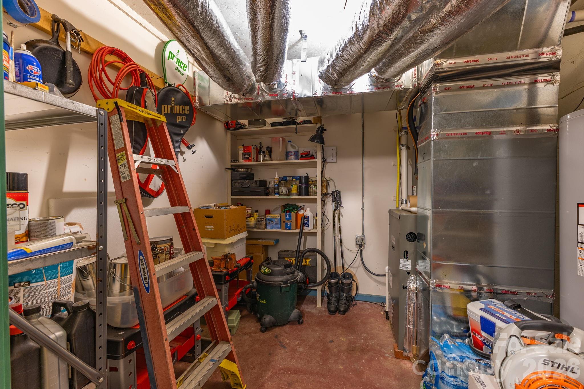 Linville Land Harbor - Residential