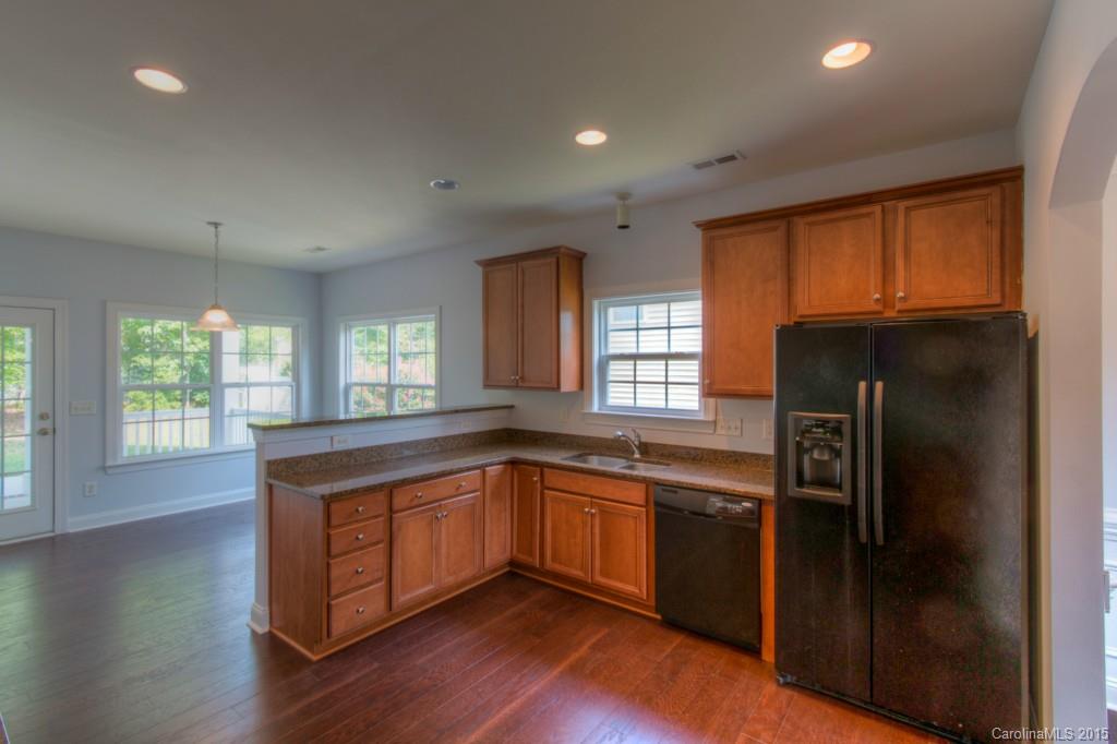 Chestnut Oaks - Residential