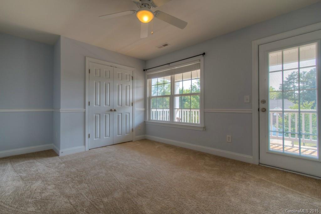 Chestnut Oaks - Residential
