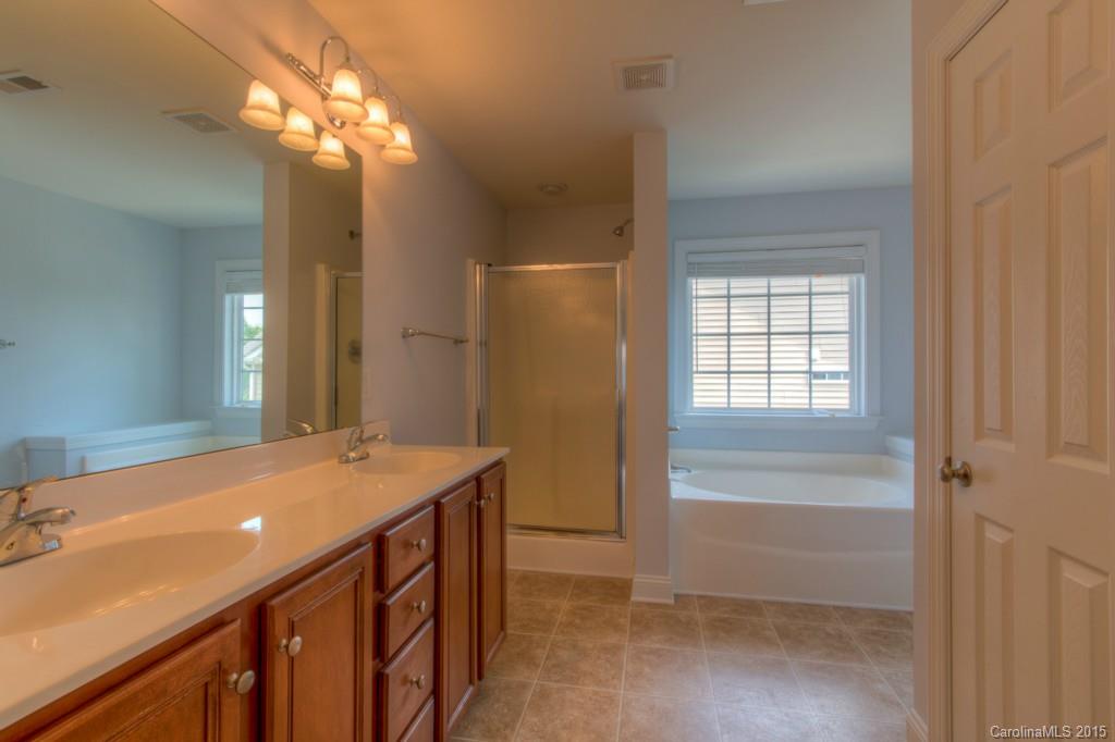 Chestnut Oaks - Residential