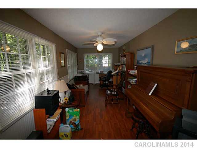 Lakeside - Residential