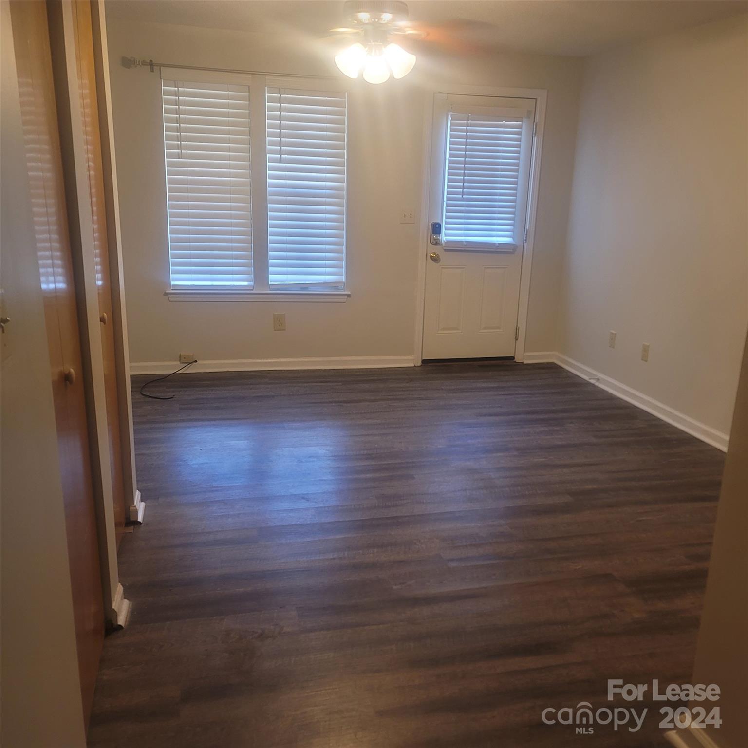 Grenelefe Village - Residential Lease