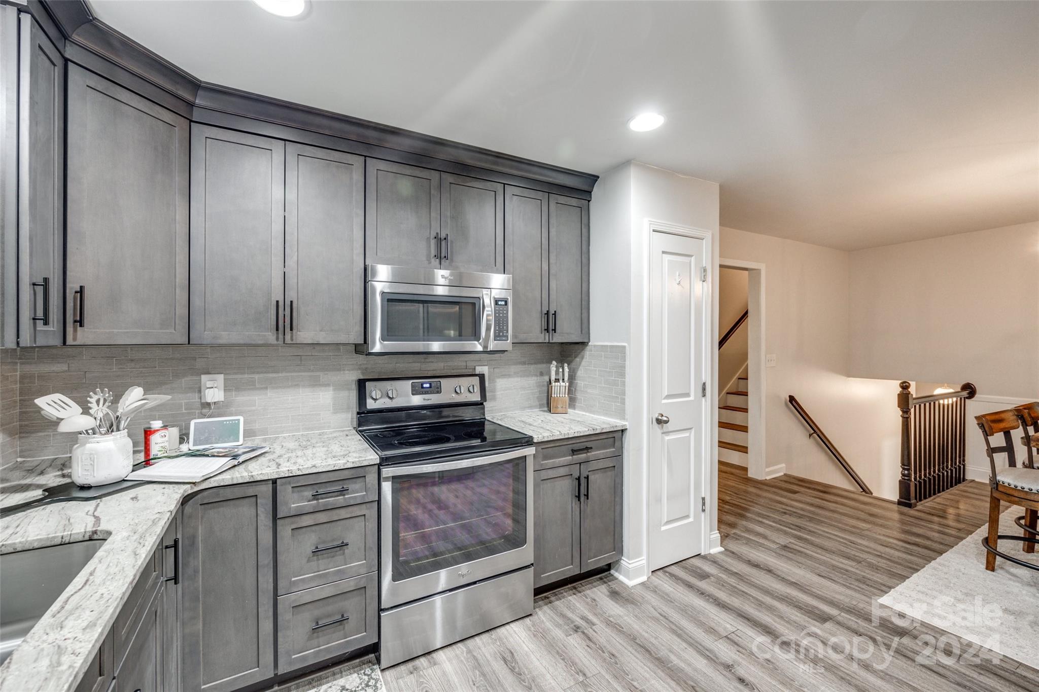 Tega Cay - Residential