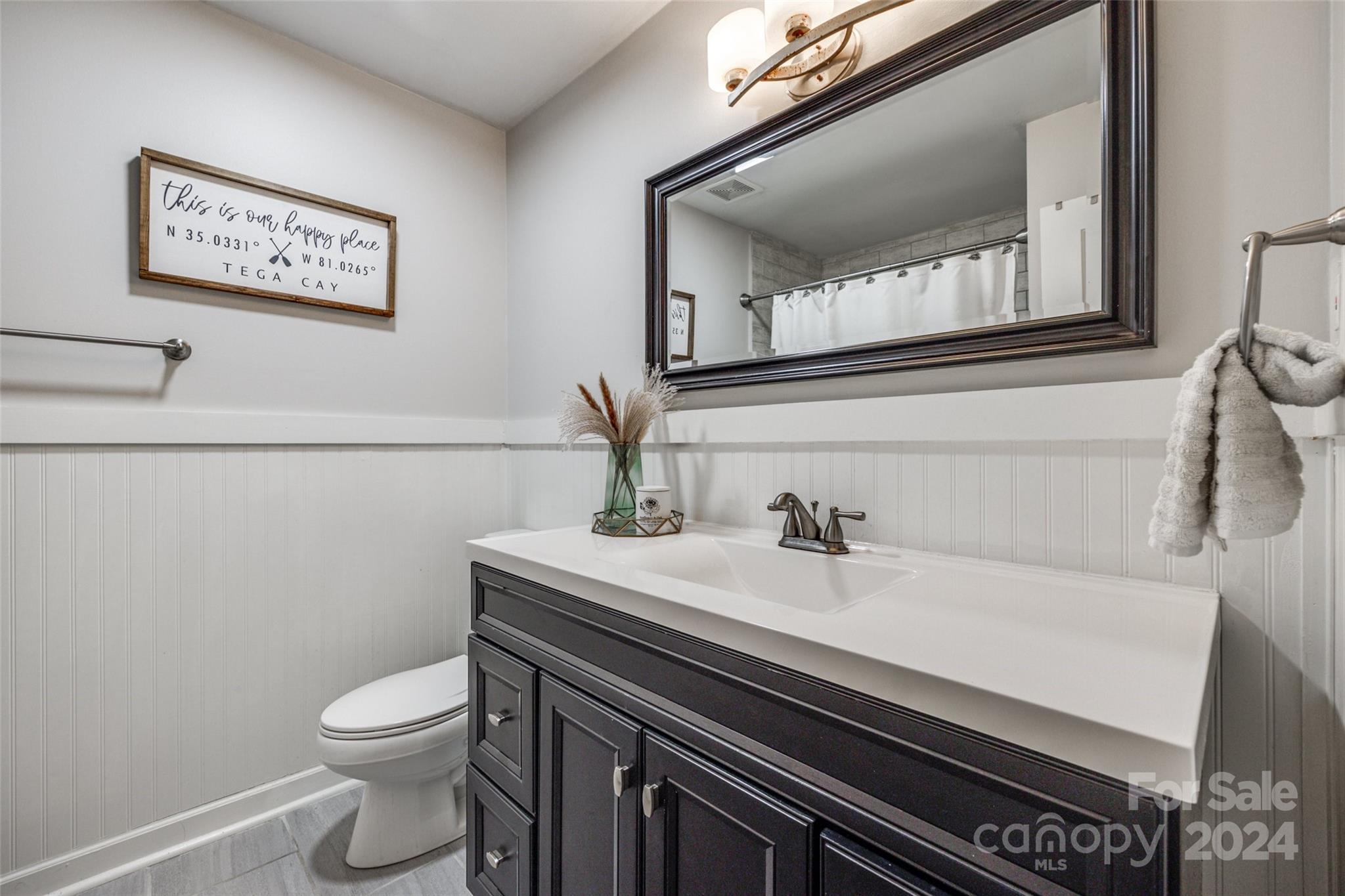 Tega Cay - Residential