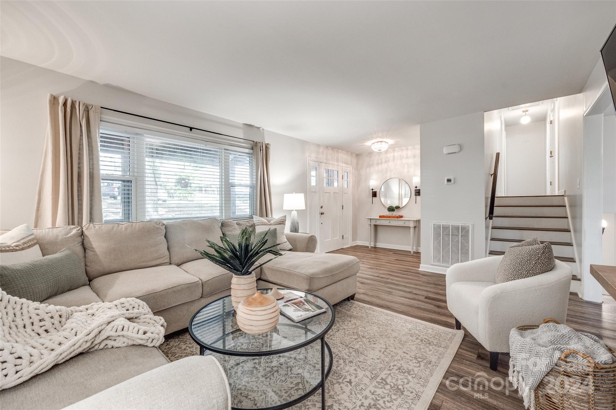 Tega Cay - Residential