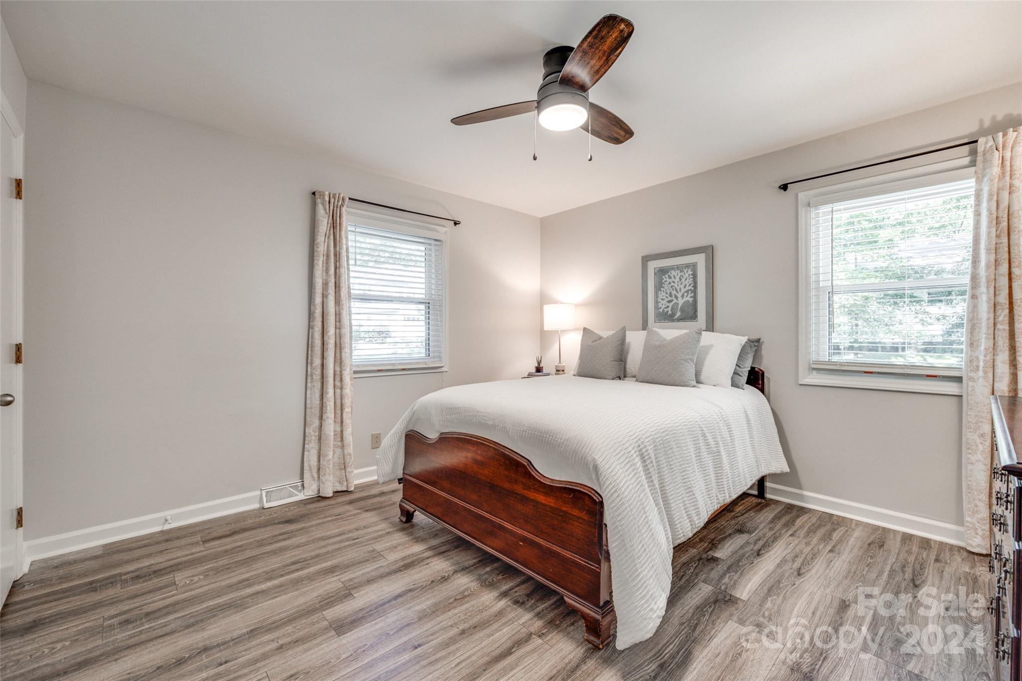 Tega Cay - Residential