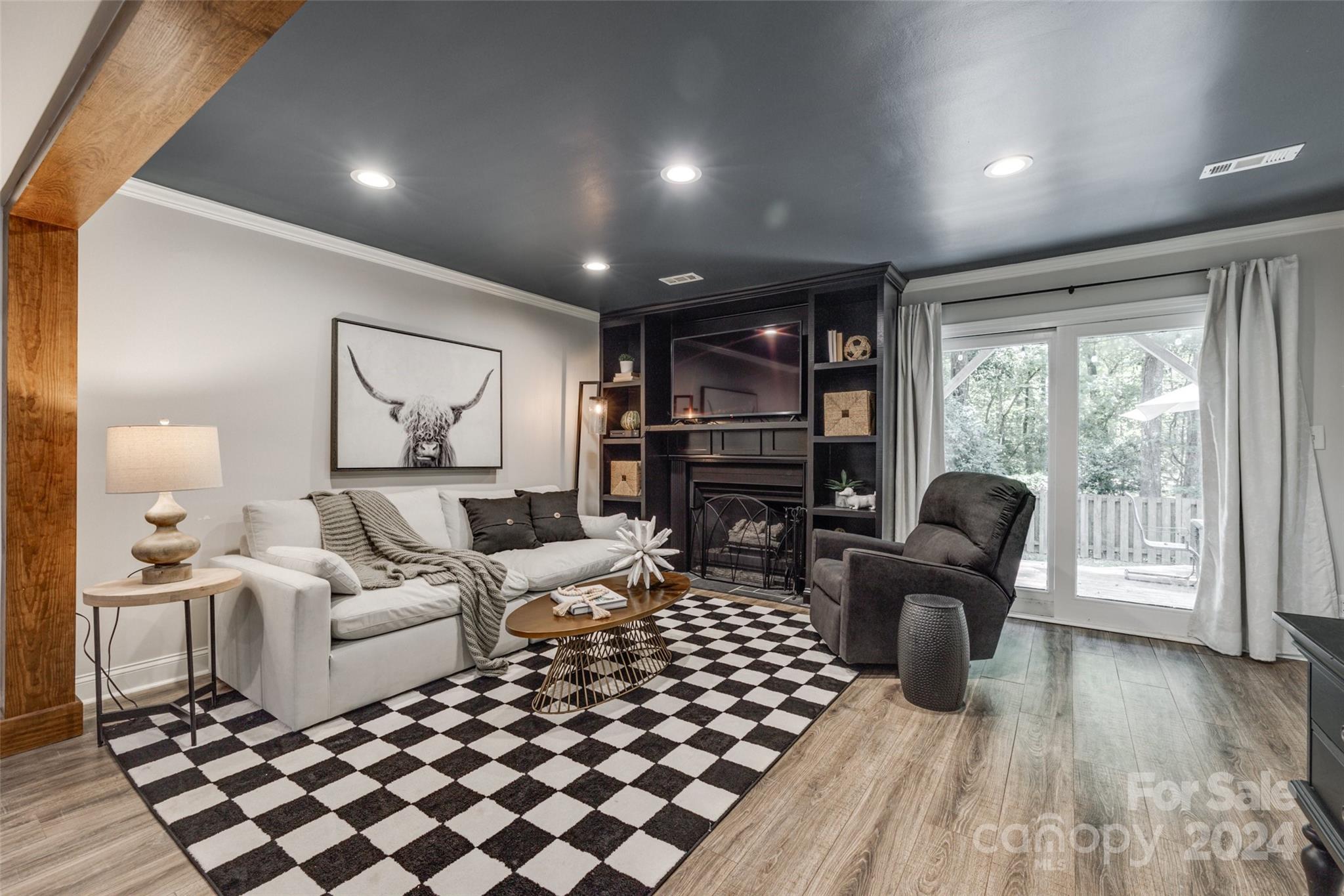 Tega Cay - Residential