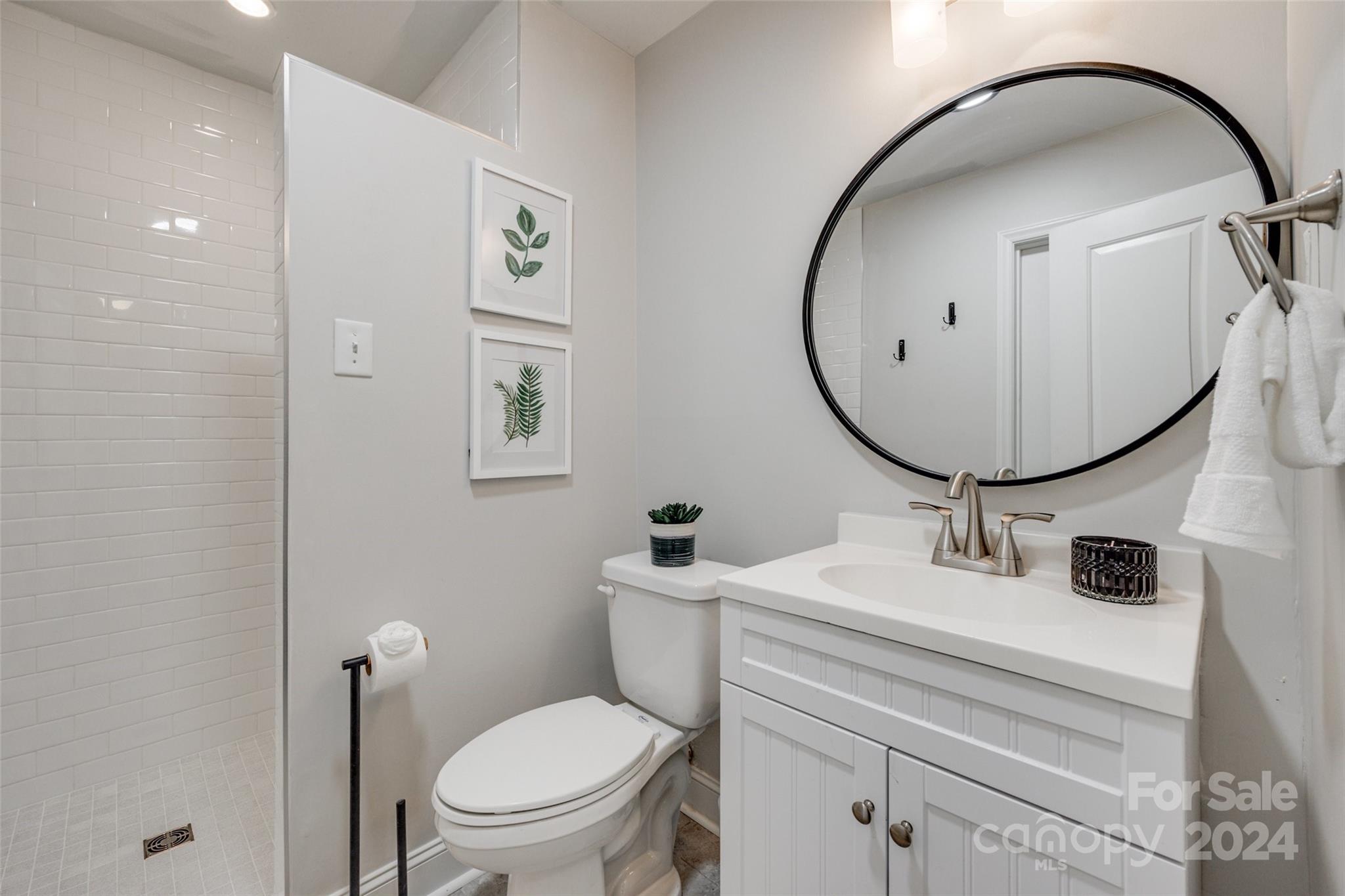 Tega Cay - Residential