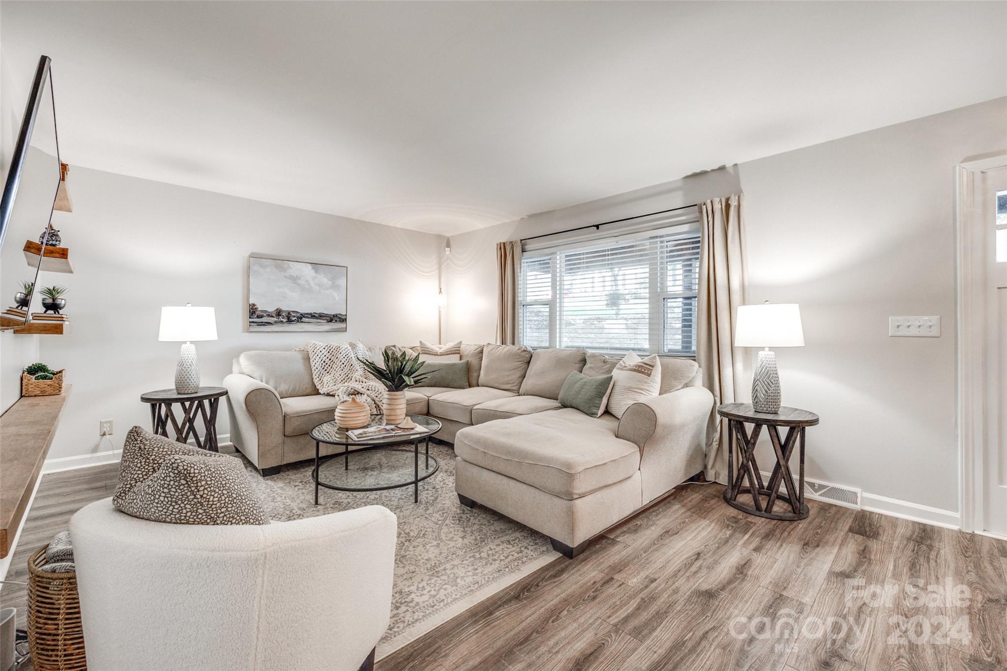 Tega Cay - Residential