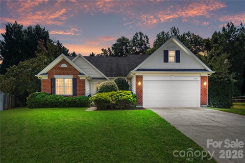Photo of 15707 Corsair Court, Charlotte, NC 28278 (MLS # 4418555)