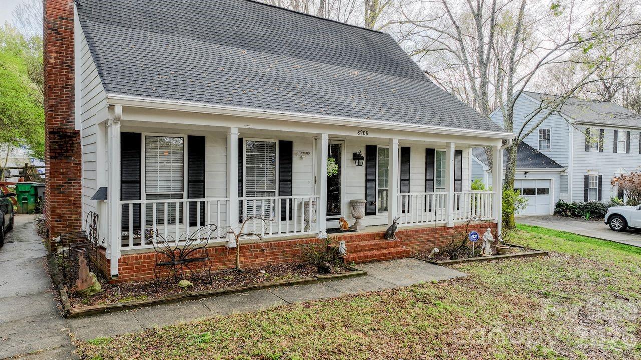 8908 Golf Ridge Drive