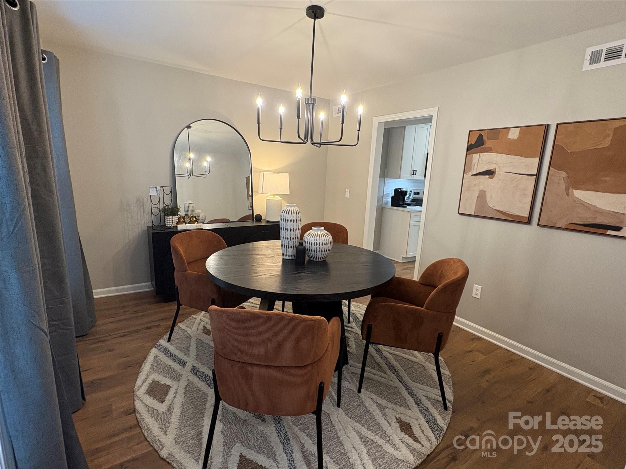 7901 Saddleview Court