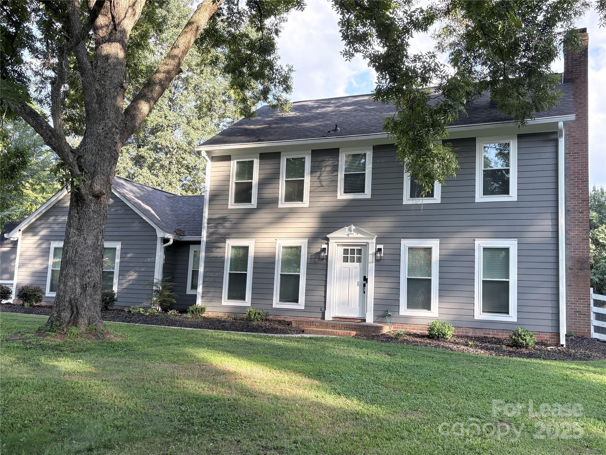 7901 Saddleview Court