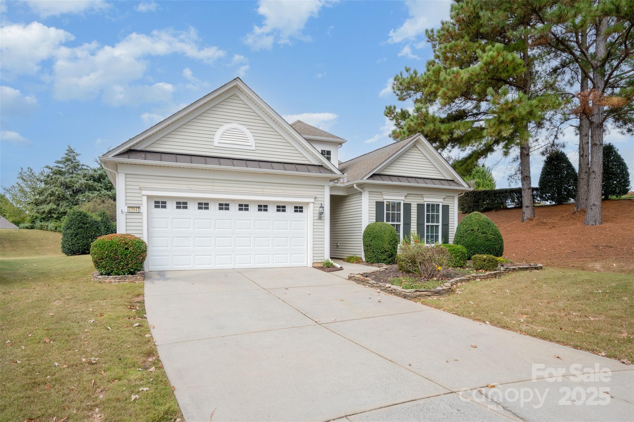 43041 Mimosa Court