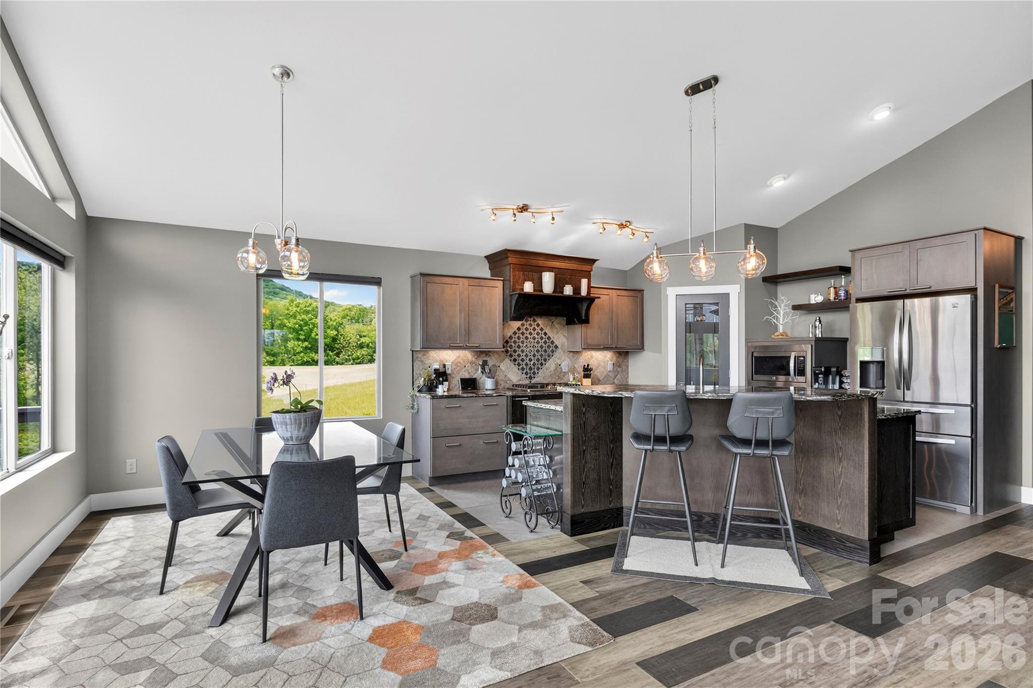 Boyleston Ridge - Residential