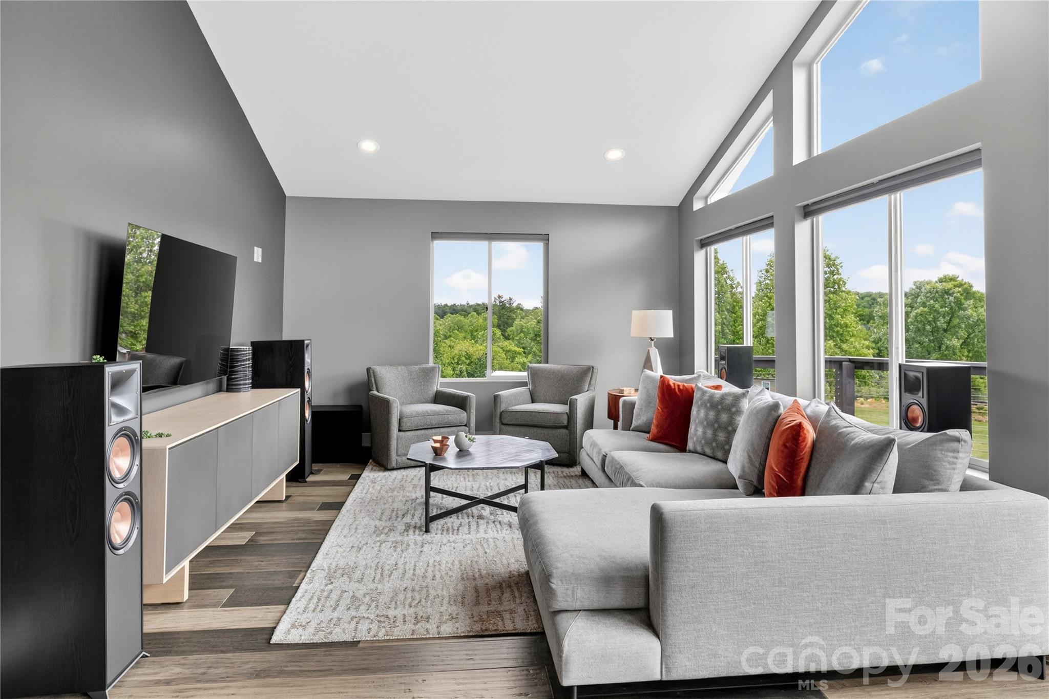 Boyleston Ridge - Residential