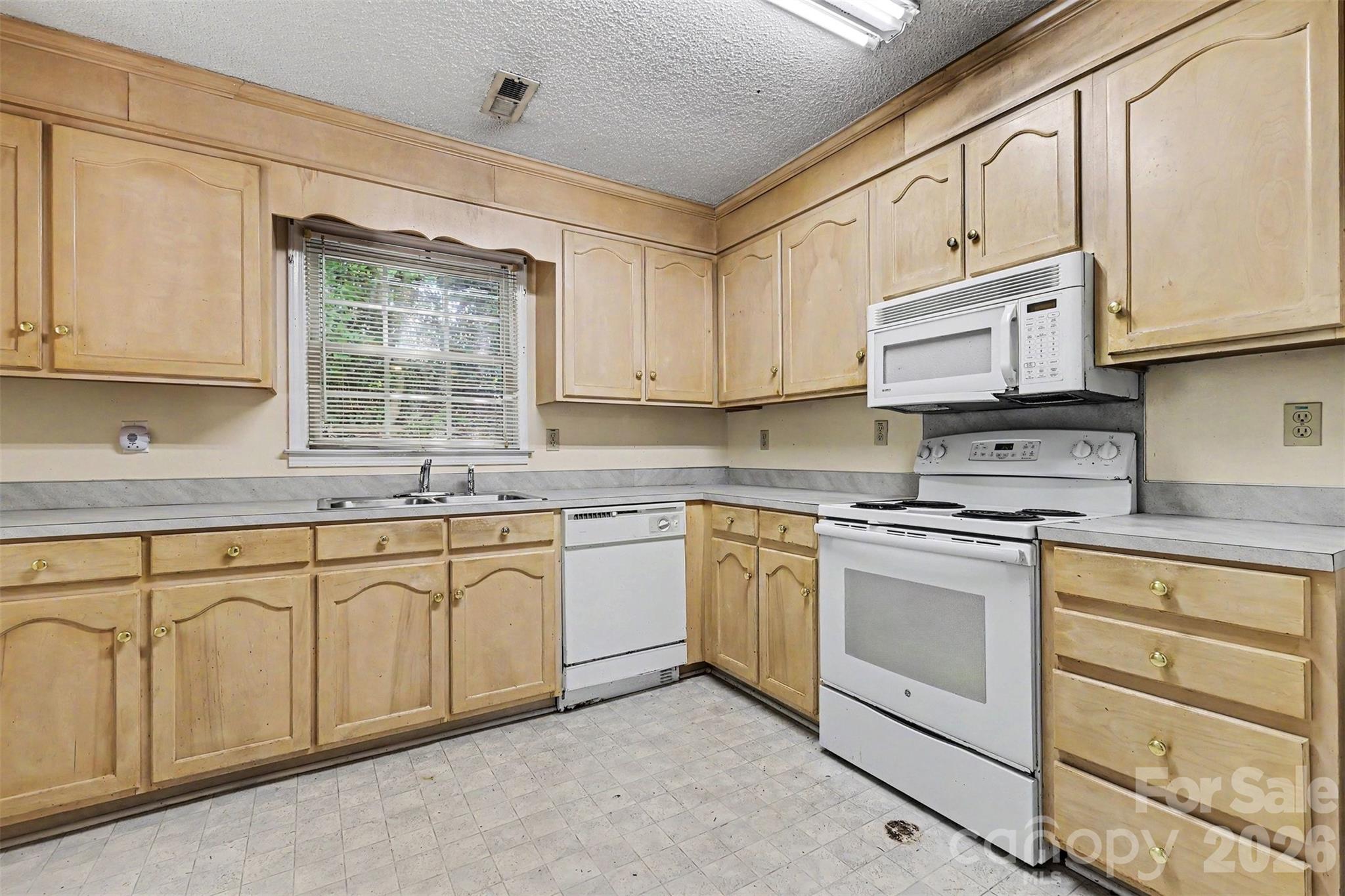 Merritt on Floyd - Residential