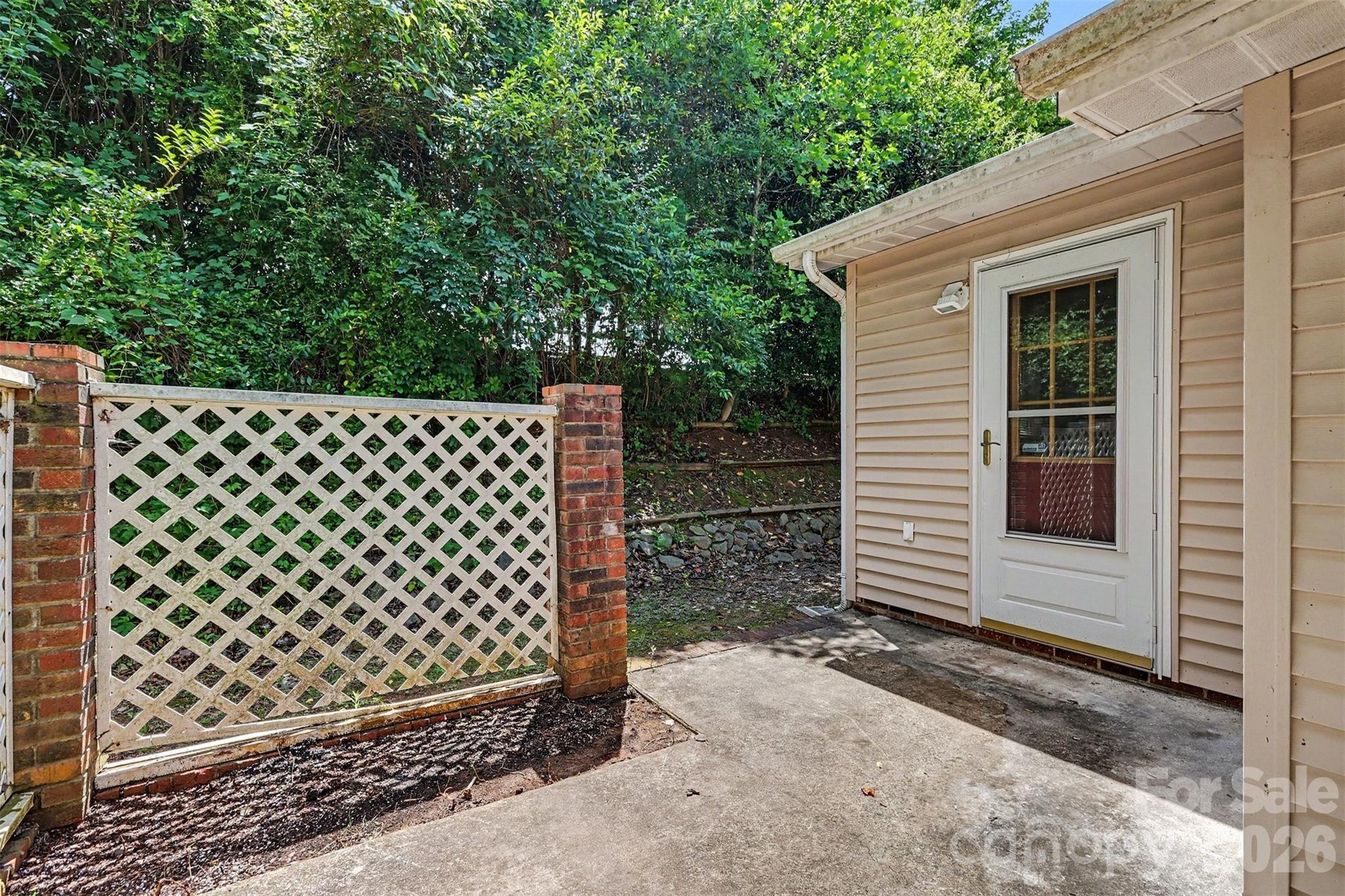 Merritt on Floyd - Residential