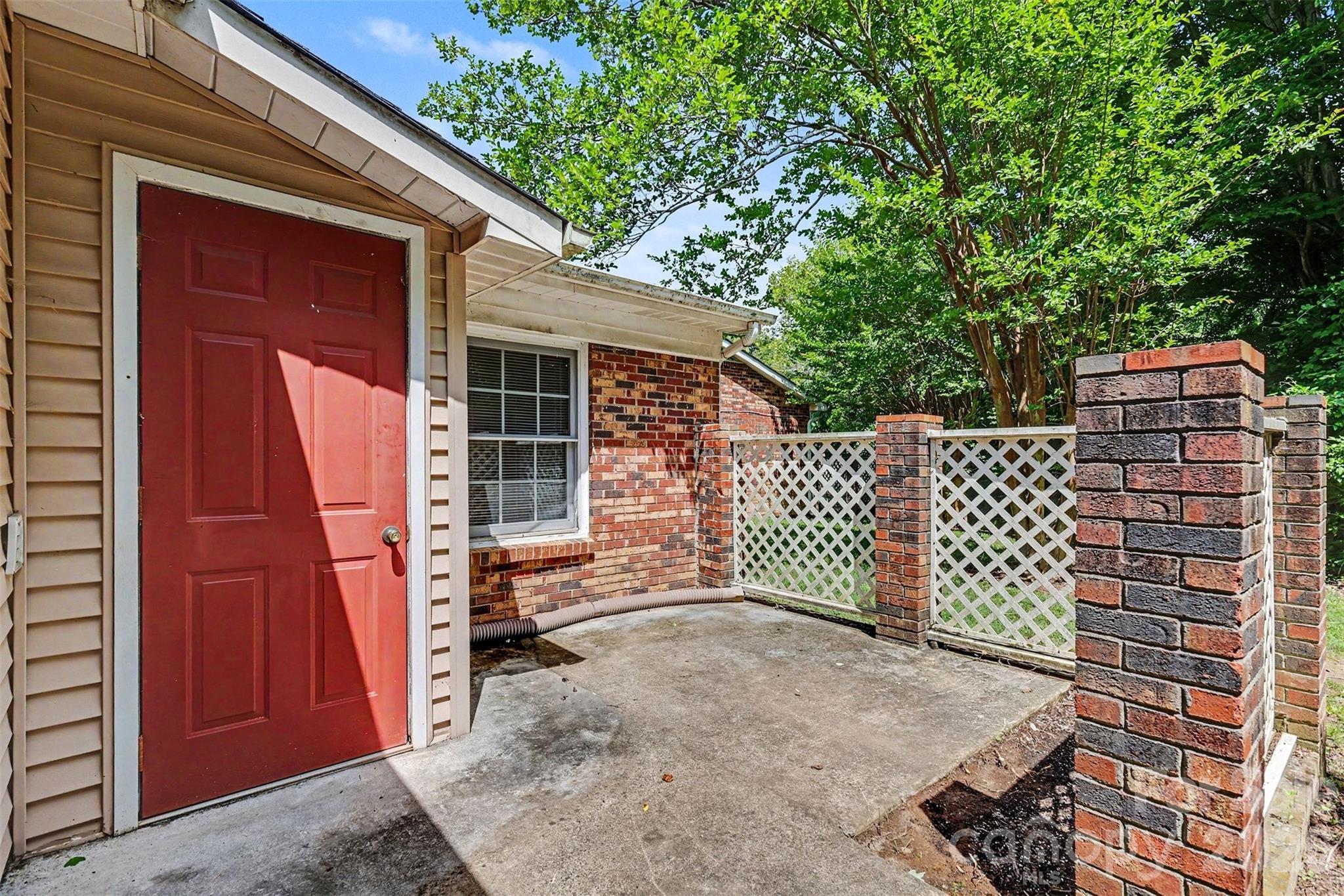 Merritt on Floyd - Residential