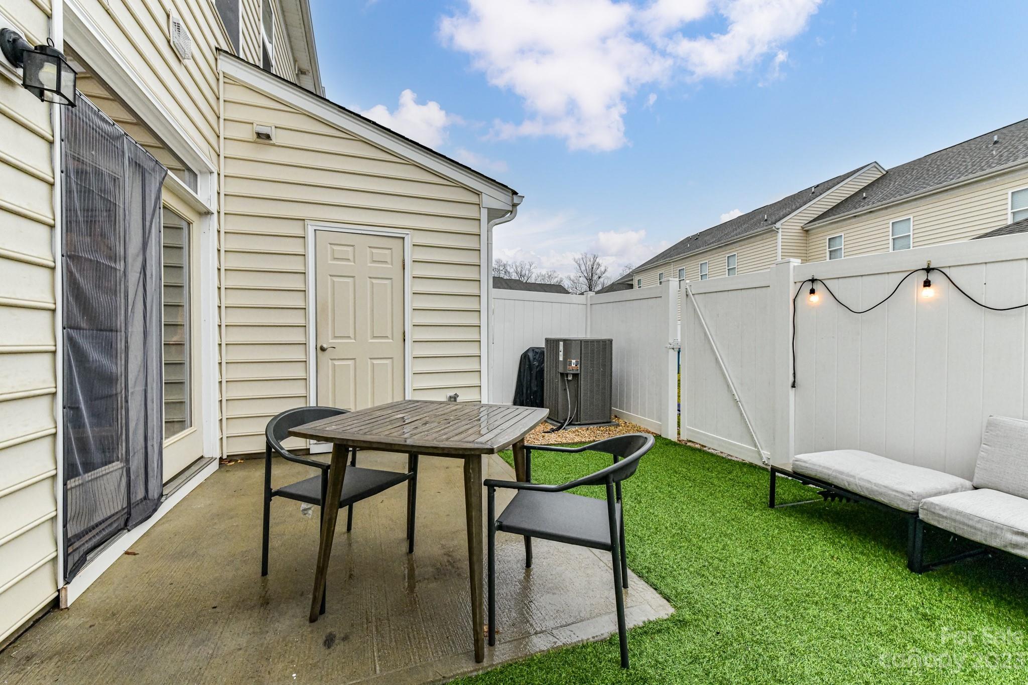 Waters Edge - Residential