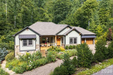 Photo of 18 Hawks Pointe Lane, Weaverville, NC 28787 (MLS # 4413852)