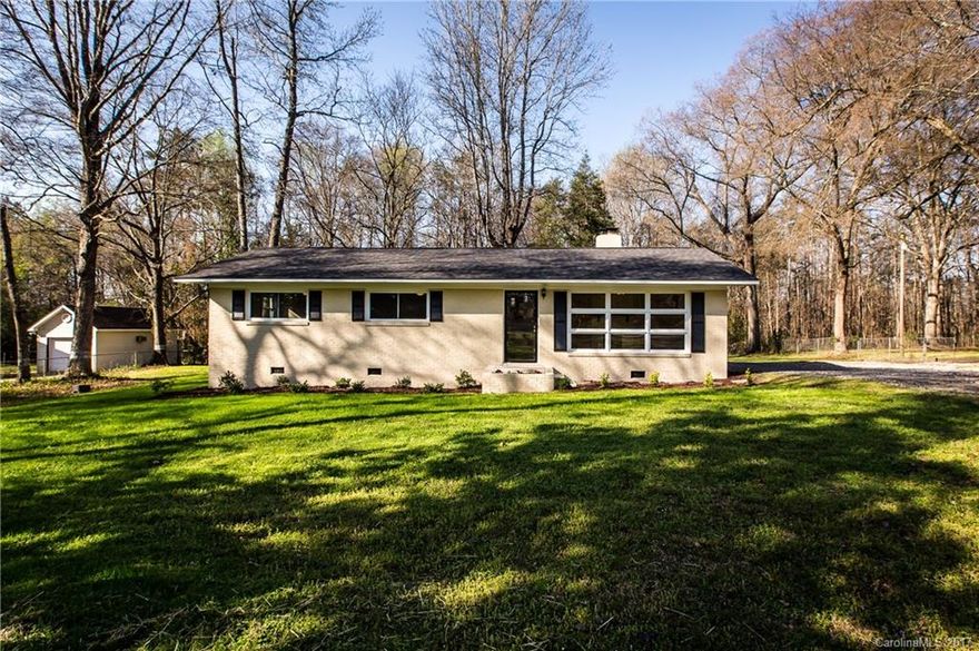 JUST LIKE NEW in GREAT LOCATION! 1661 W. Lakewood Dr. , Rock Hill, SC. Welcome to this Cute-As-Can-Be Brick Ranch Home in the Established Lakewood Neighborhood. This Adorable One-Level Residence offers 3BR, 2BA, Refinished HW Flooring, Modernized newly Painted Walls, Updated Kitchen & Lighting, & Wood Burning FP in the Fam. Room. The Master BR offers a HUGE En-Suite for Privacy. 2016 Architectural shingled Roof & Plush New Landscaping.   5 Miles from I-77, Close to Everything! NO HOA!