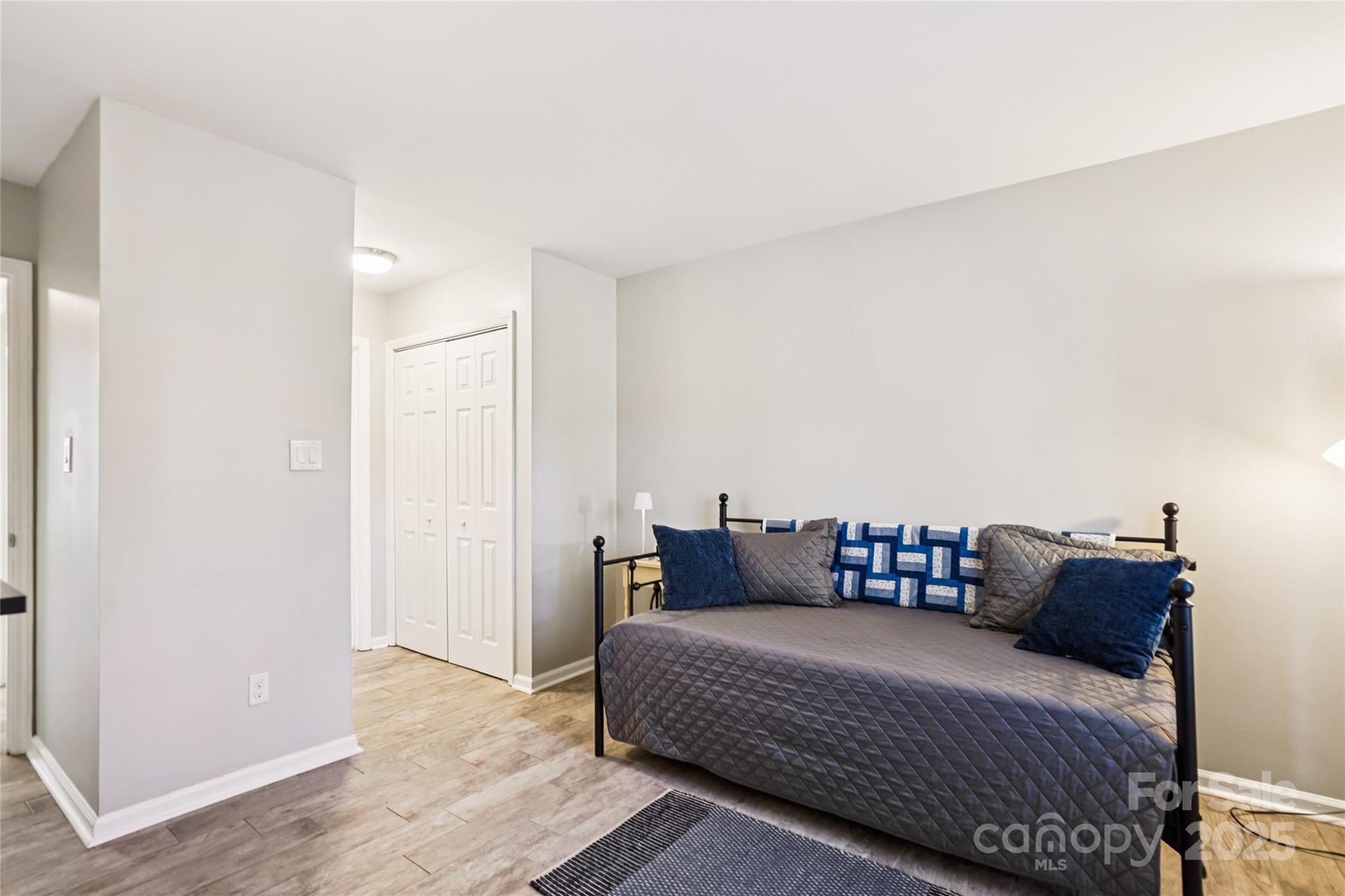 Park Walk - Residential