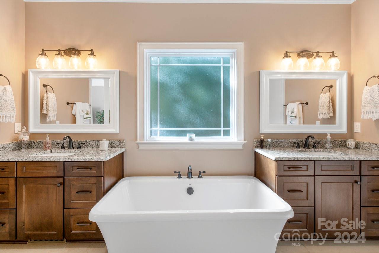 Woodleaf - Residential