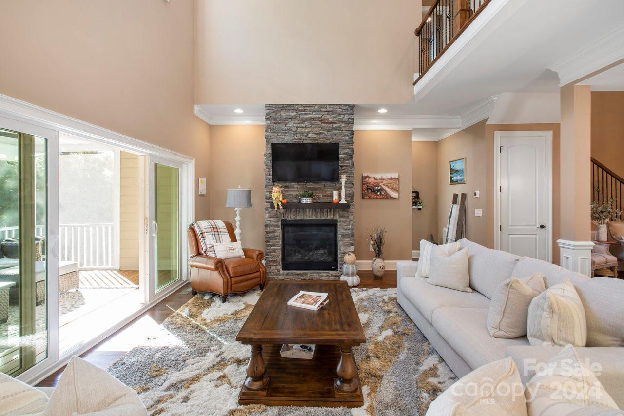 Woodleaf - Residential