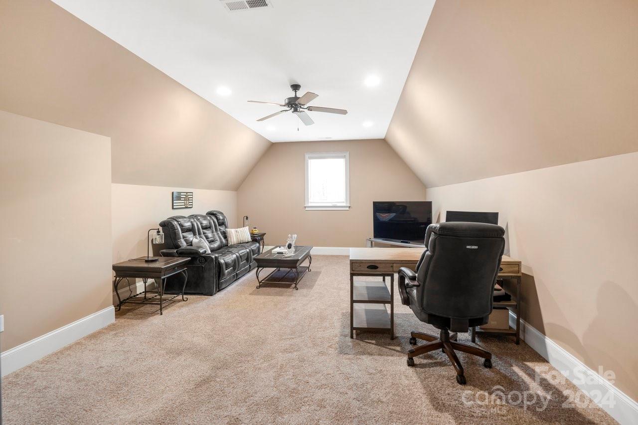 Woodleaf - Residential