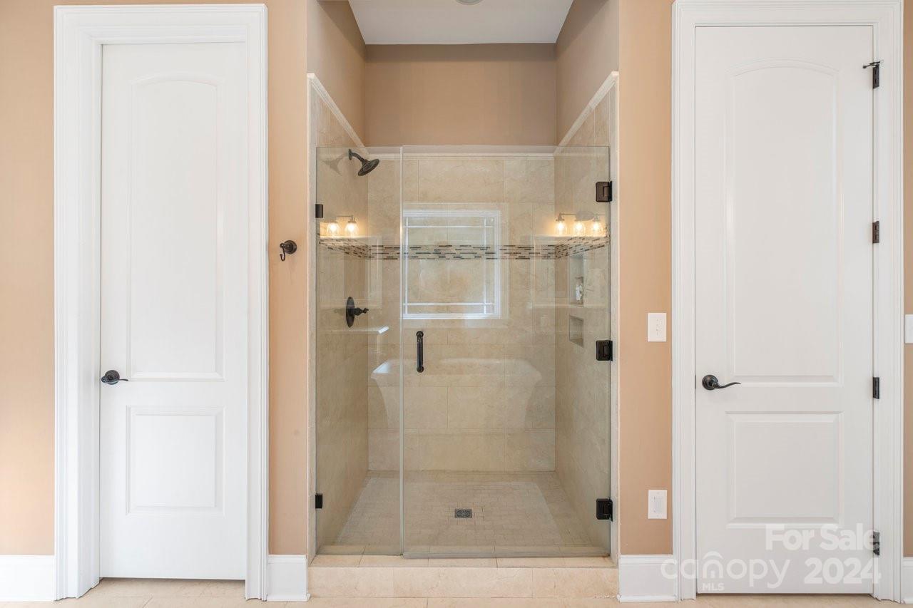 Woodleaf - Residential