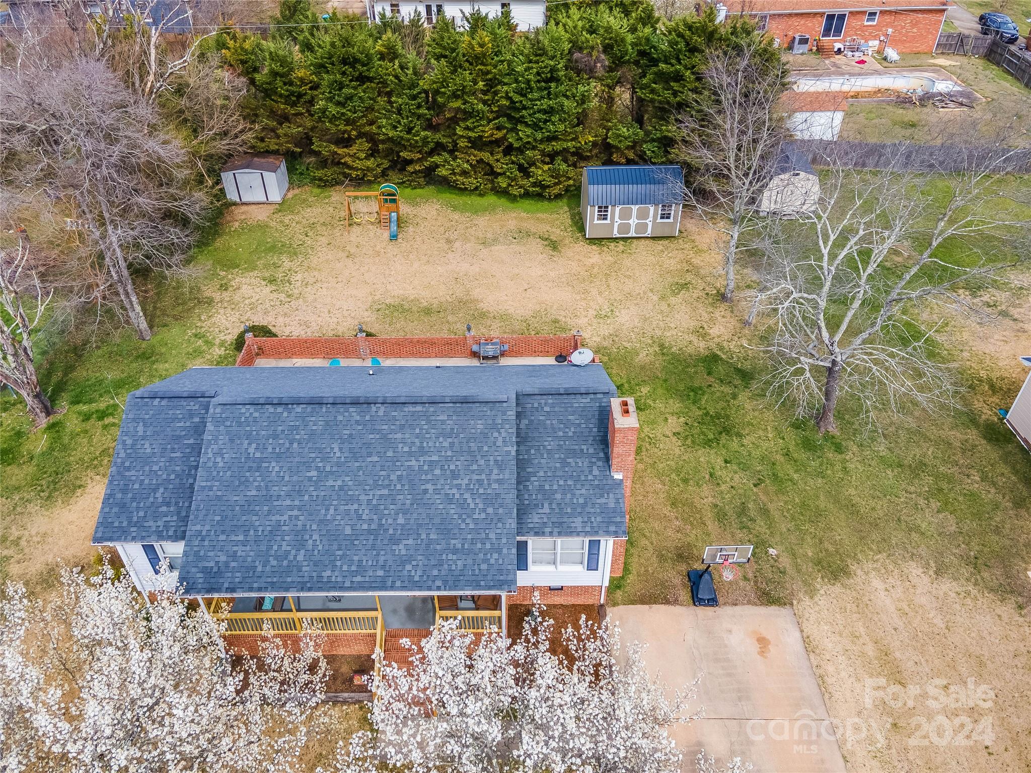 Fallsview Estates - Residential