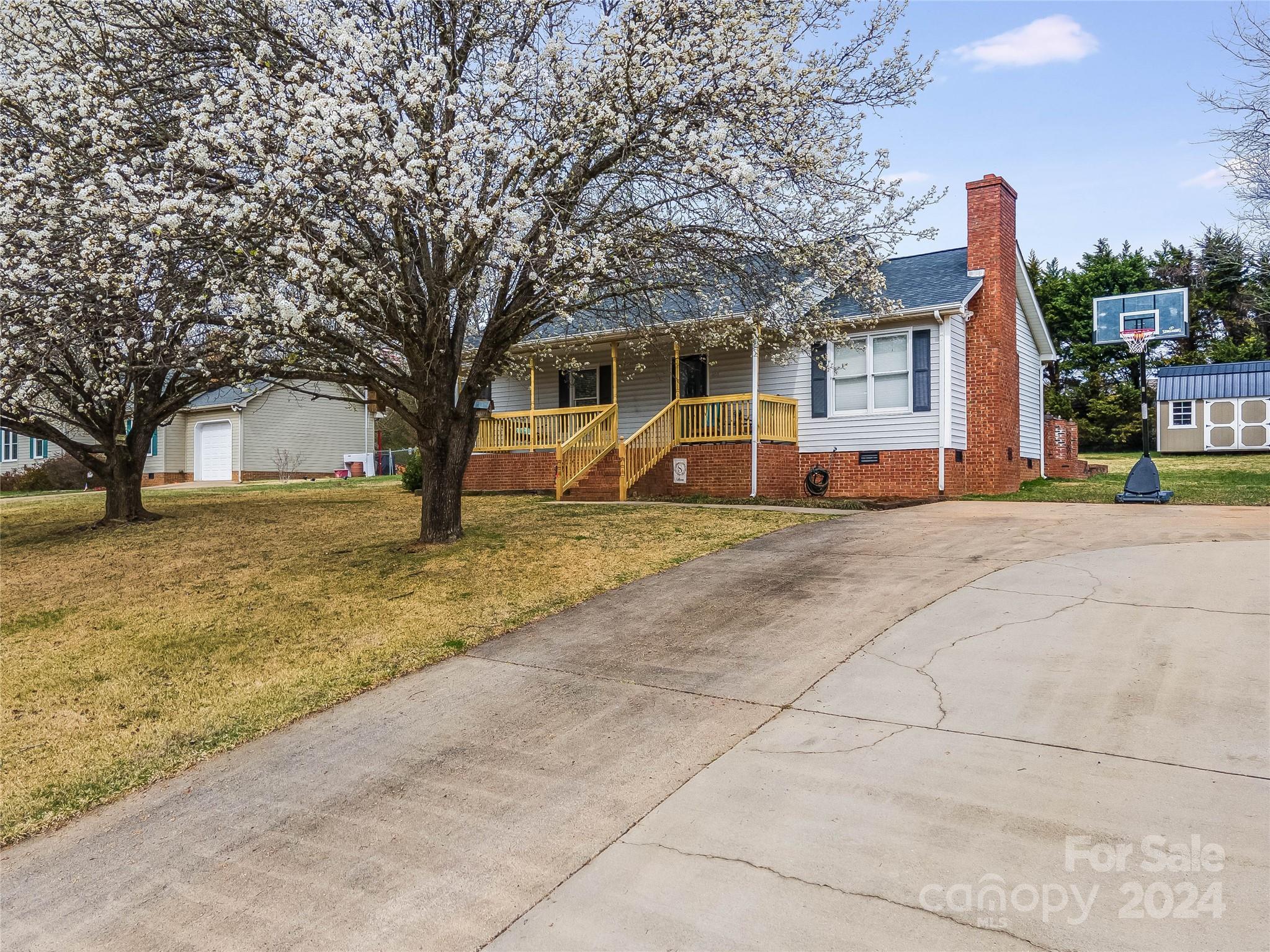 Fallsview Estates - Residential