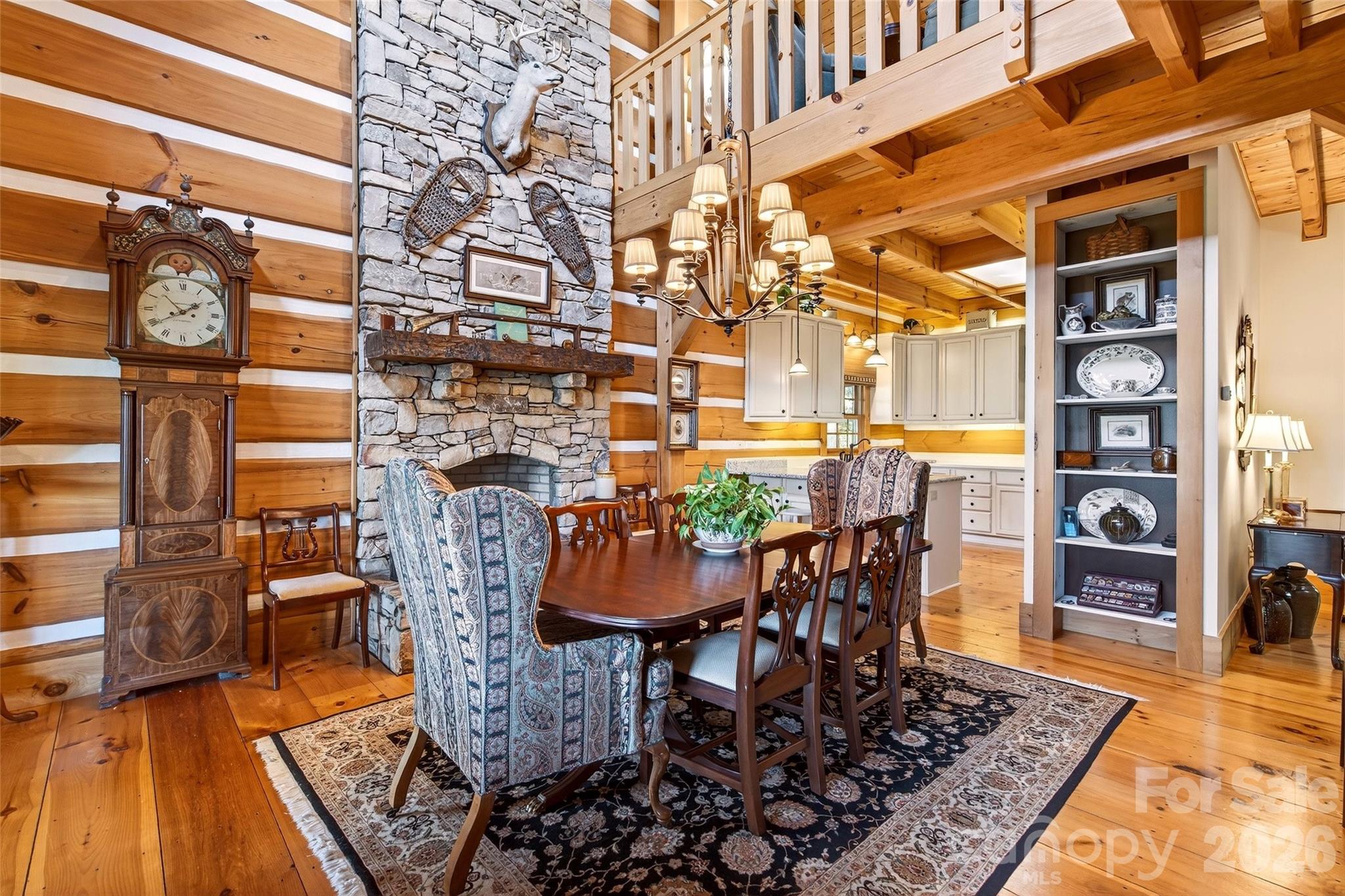 Gateway Mountain - Residential