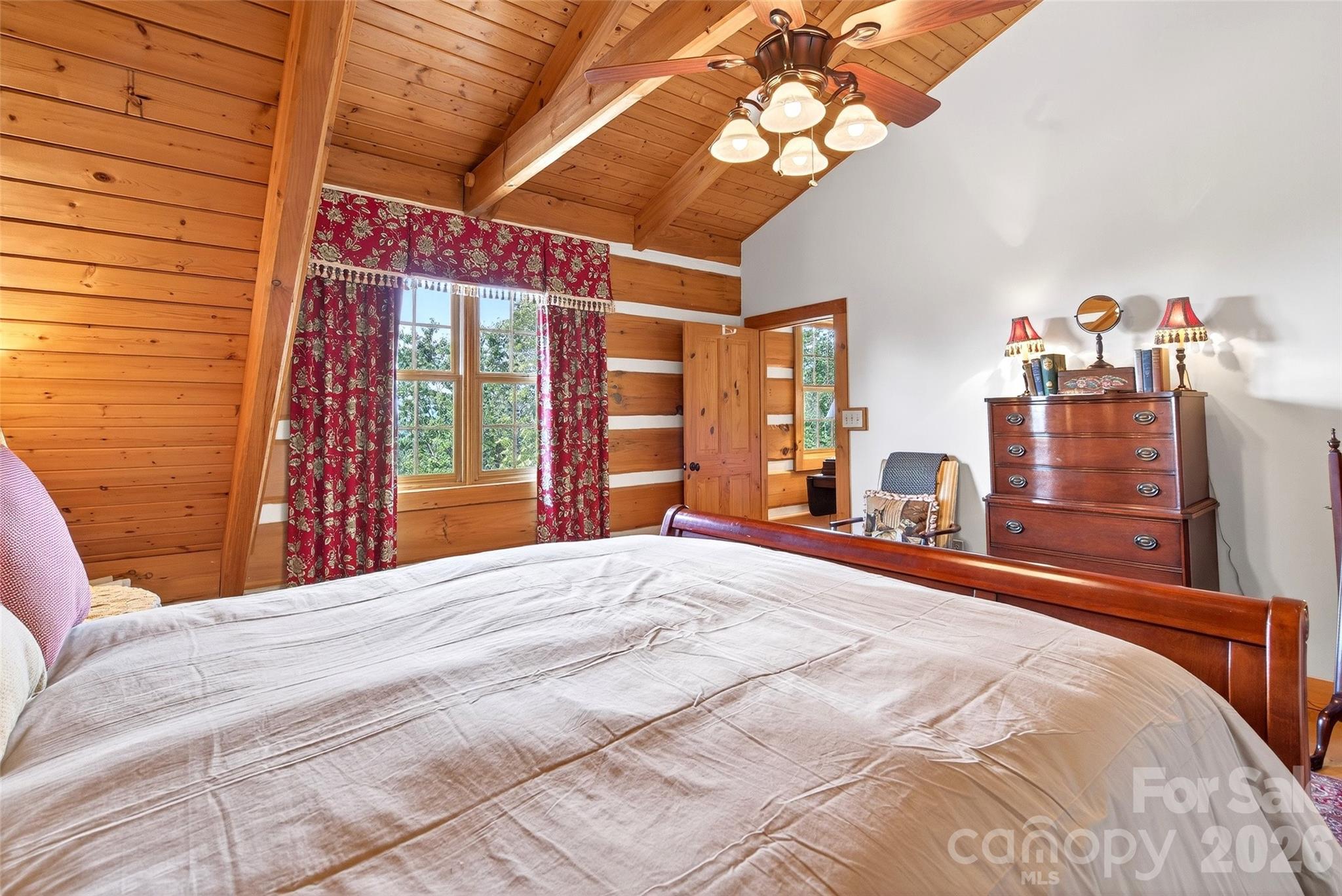 Gateway Mountain - Residential