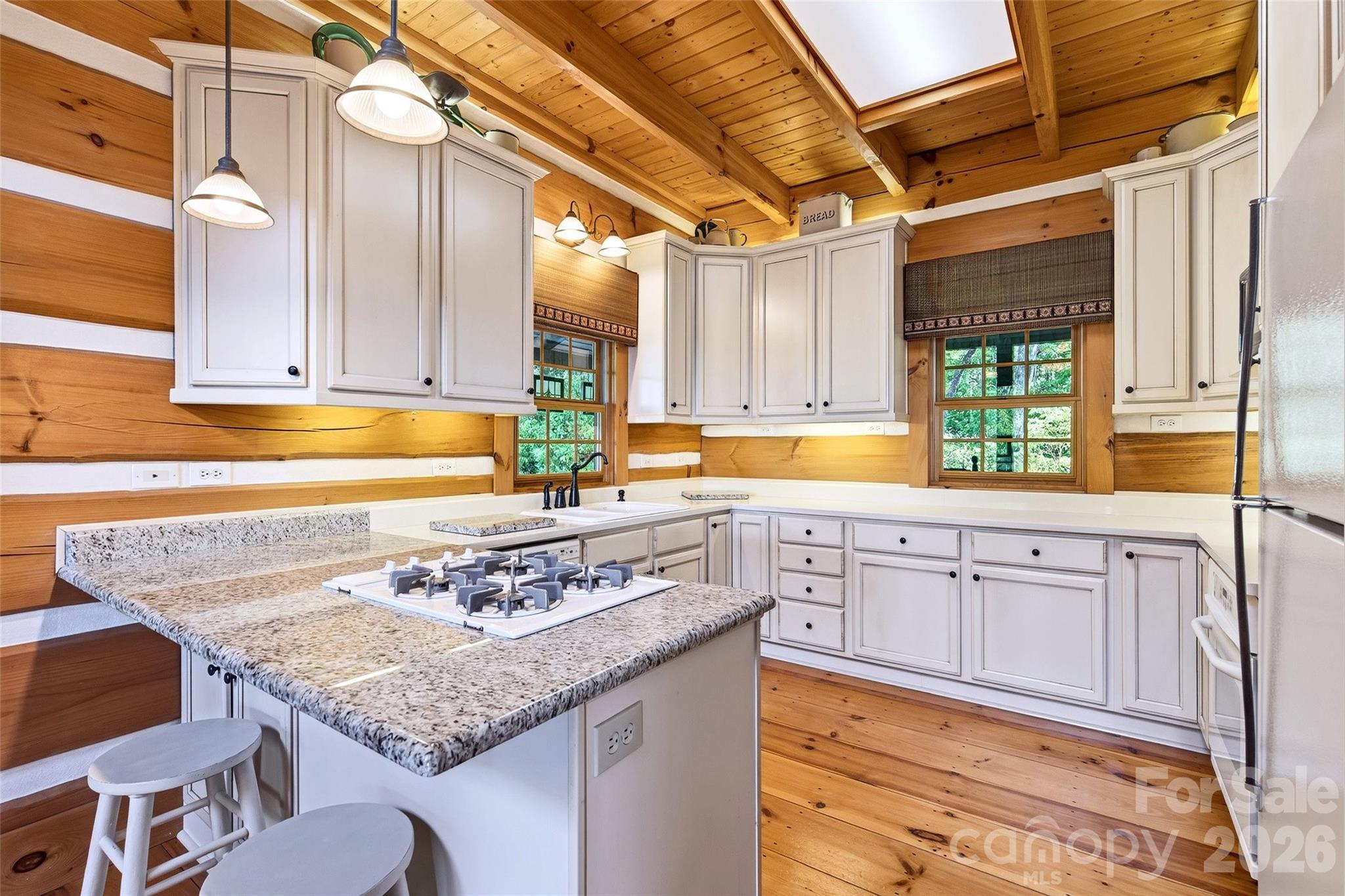 Gateway Mountain - Residential