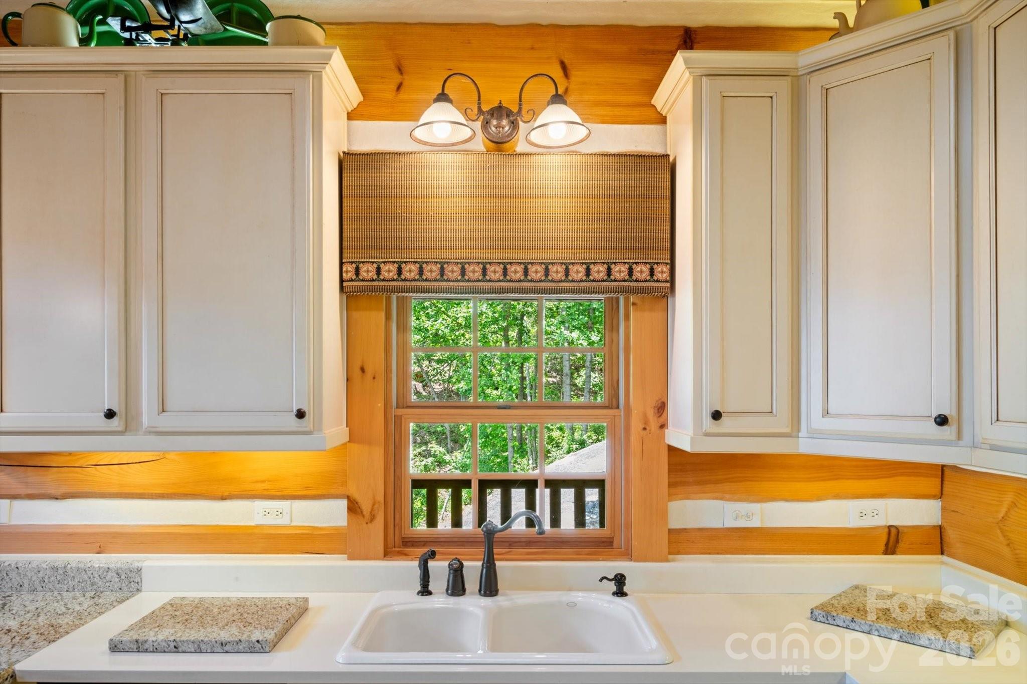 Gateway Mountain - Residential