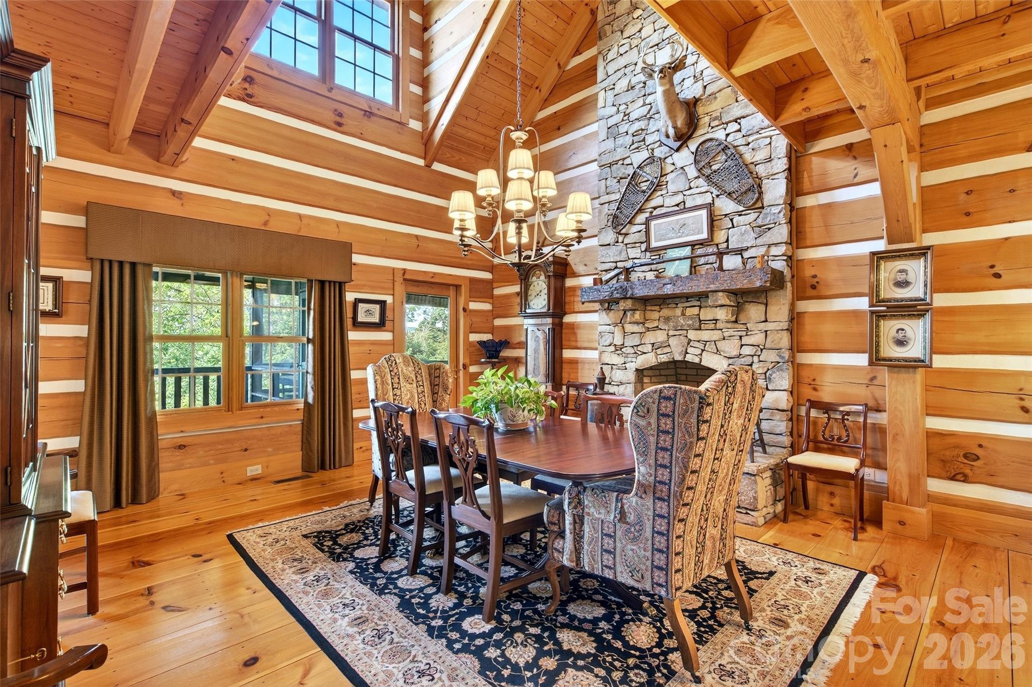 Gateway Mountain - Residential