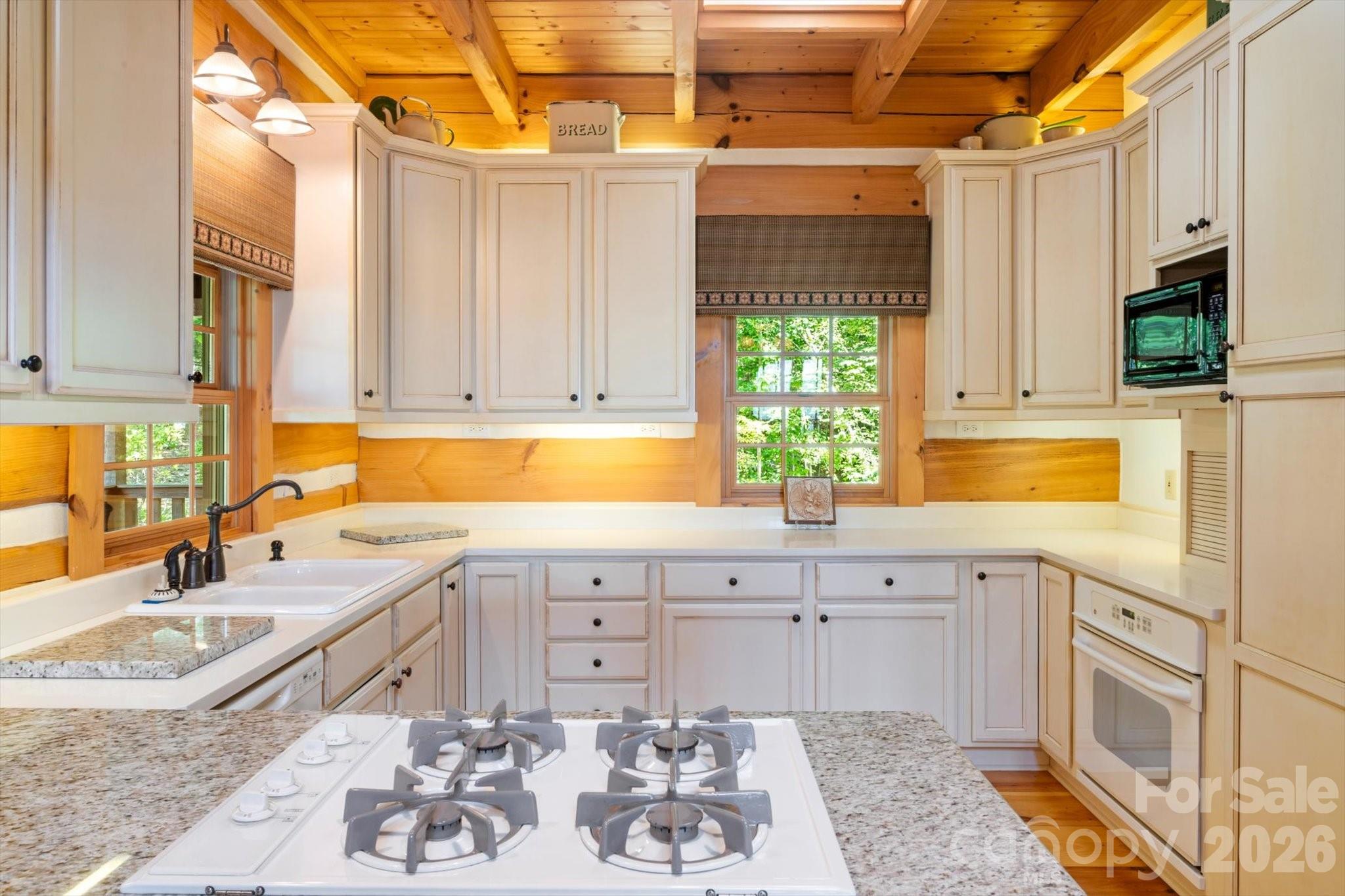 Gateway Mountain - Residential