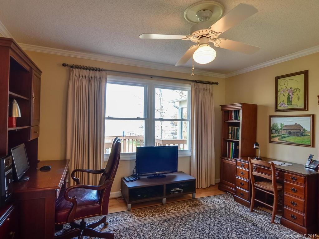 Sailors Lair - Residential