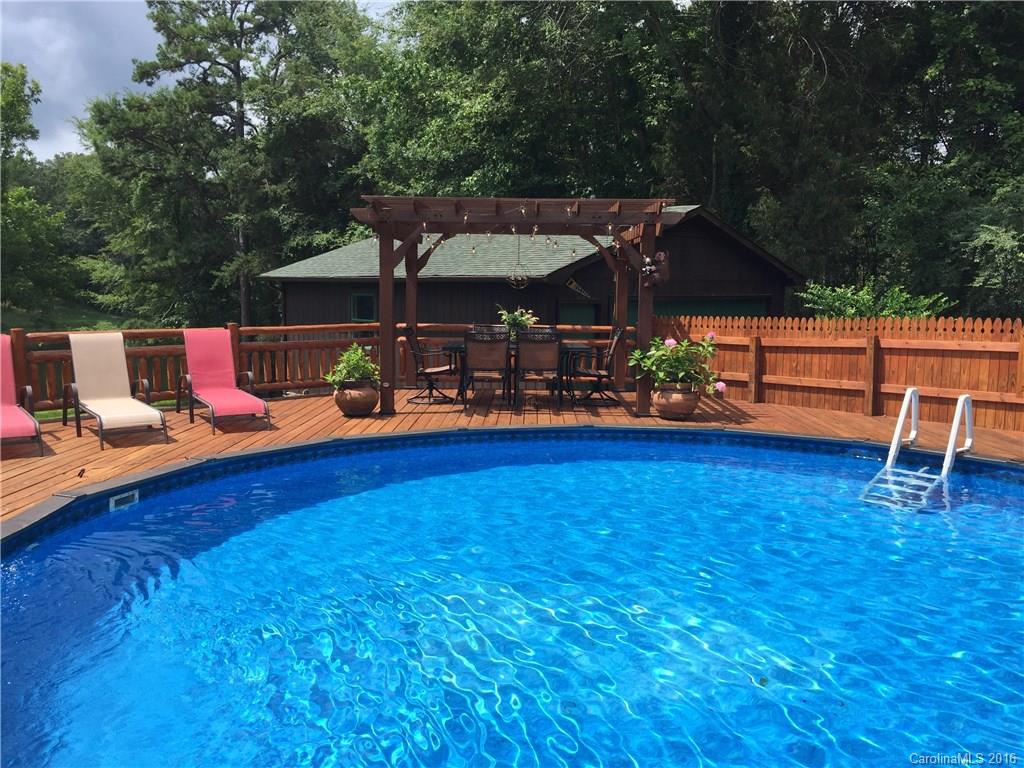 Paradise Point - Residential Lease