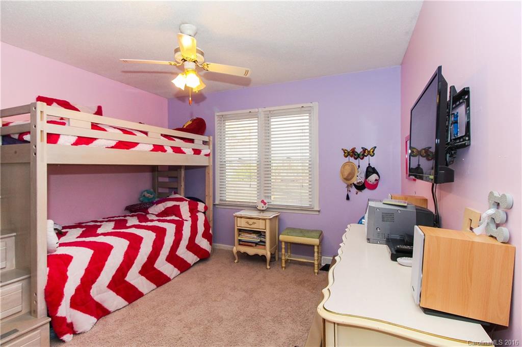 Hickory Hills - Residential