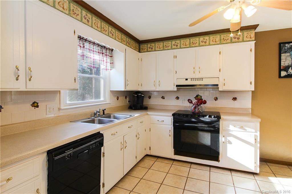 Hickory Hills - Residential