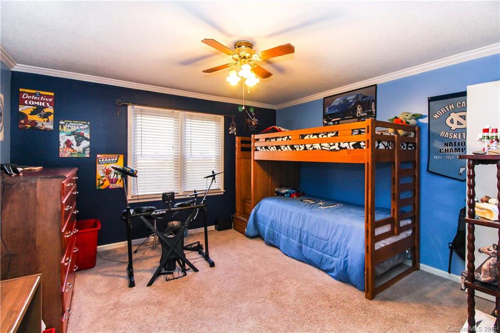 Hickory Hills - Residential