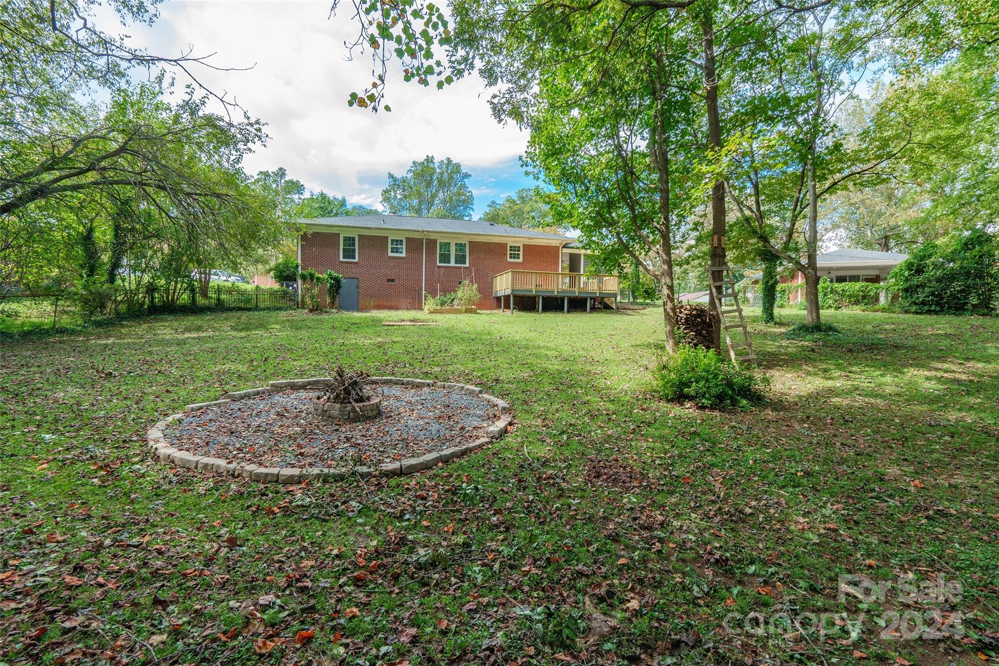 Colonial Heights - Residential